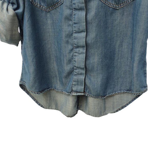 SOLD  Denim Button Down Roll Tab Blouse Casual Shirt Size Blue Jean Shirt - Picture 4 of 5